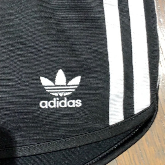 Adidas shorts - Picture 3 of 3